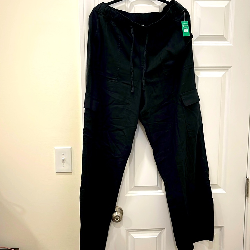 Women’s linen pants
